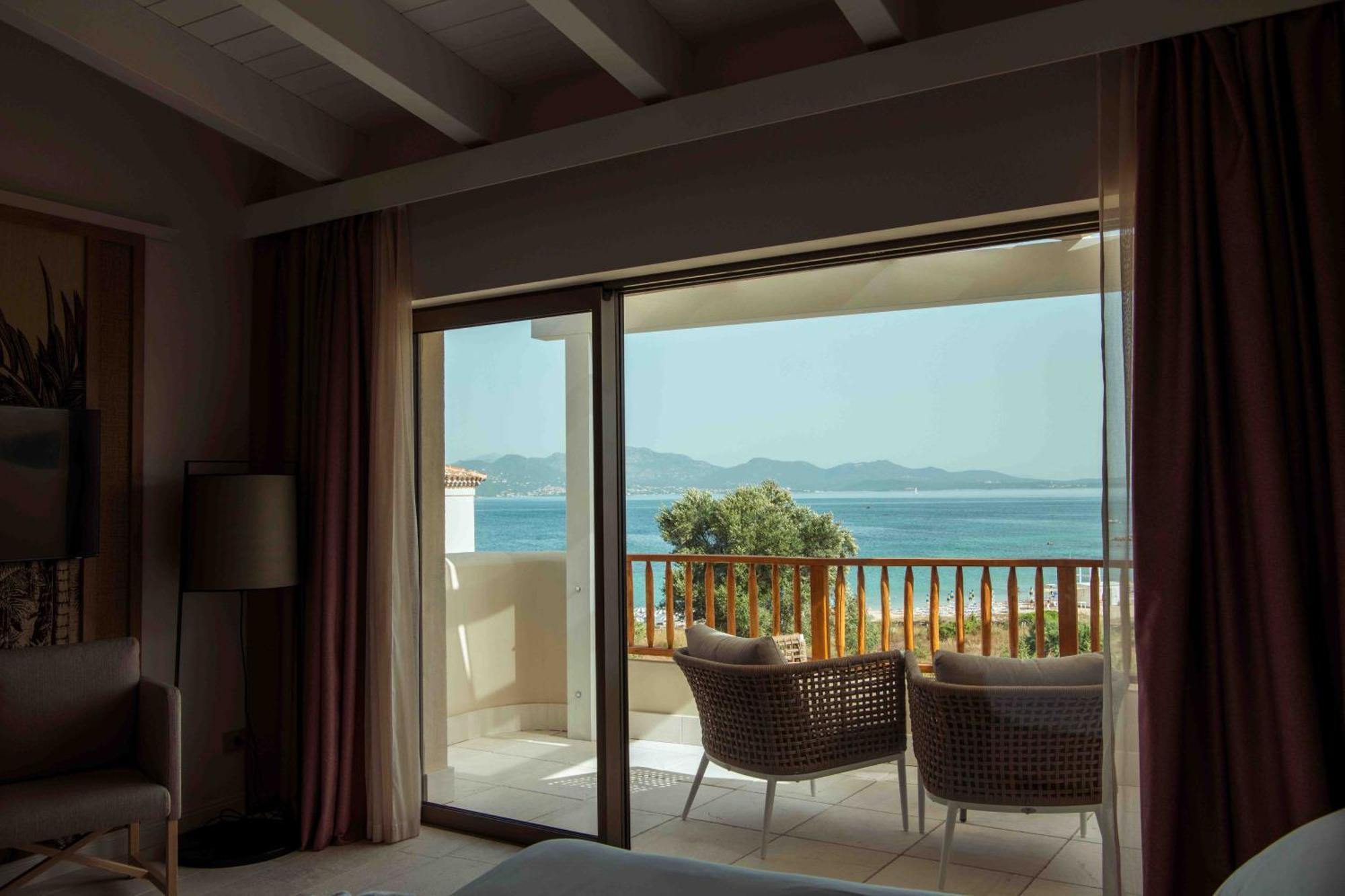 Hotel Cala Cuncheddi - Vretreats